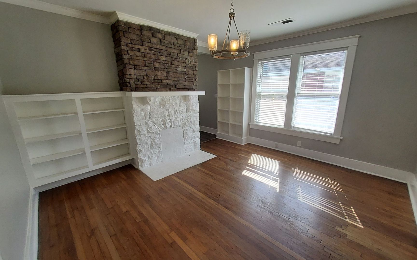 Building Photo - 668 Stonewall St