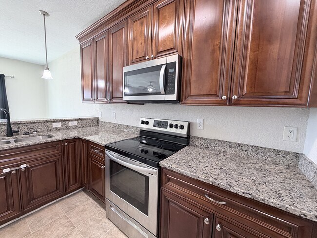 Building Photo - 5153 Richard Rd