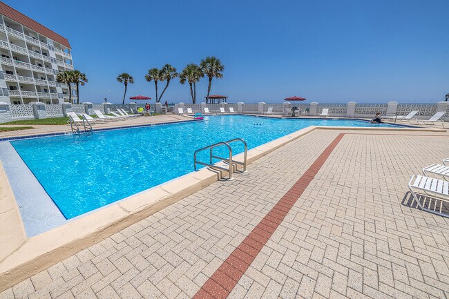 Building Photo - 909 Santa Rosa Blvd