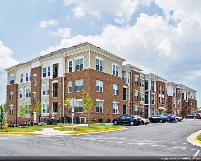 Building Photo - Riverwoods at Lake Ridge