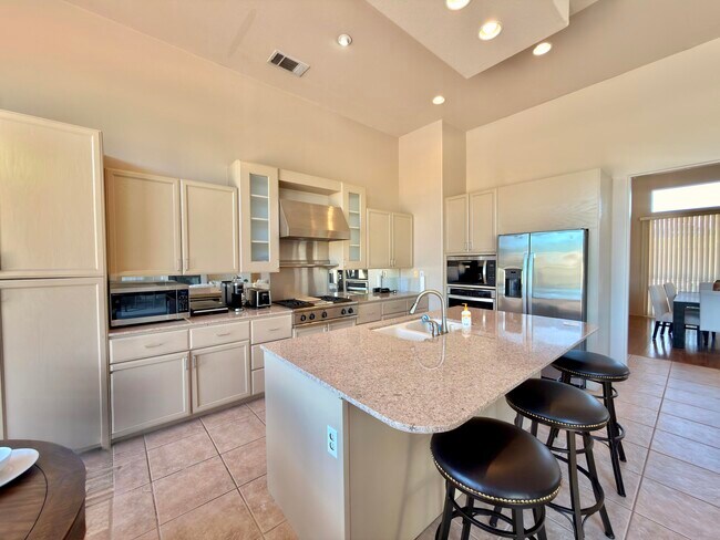 Building Photo - 75940 Nelson Ln