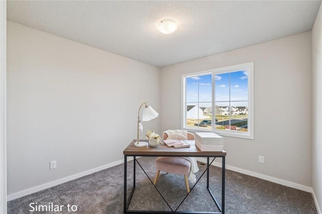 Building Photo - COMING SOON!! 3 Bed, 2.5 Bat in Pella