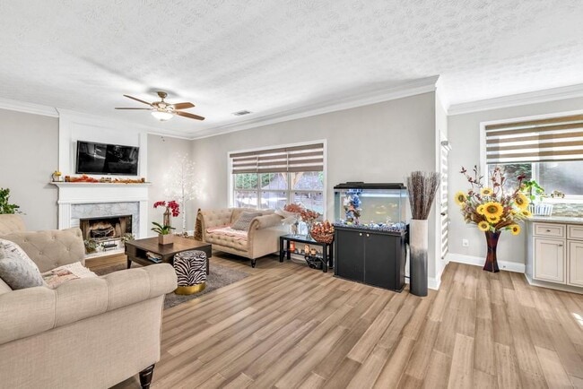 Building Photo - 1500 Highland Farm Dr