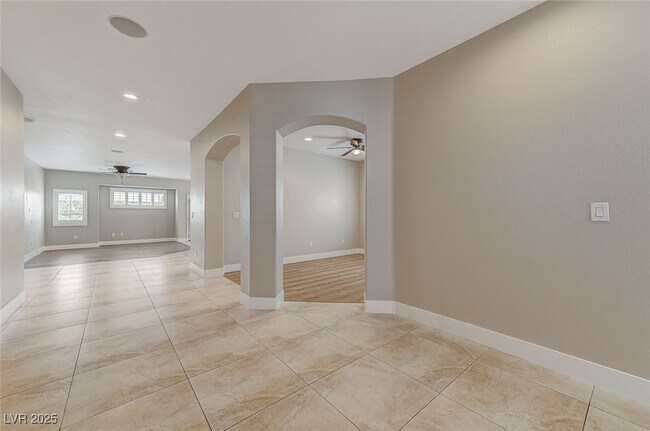 Building Photo - 4437 Verdiccio Ave