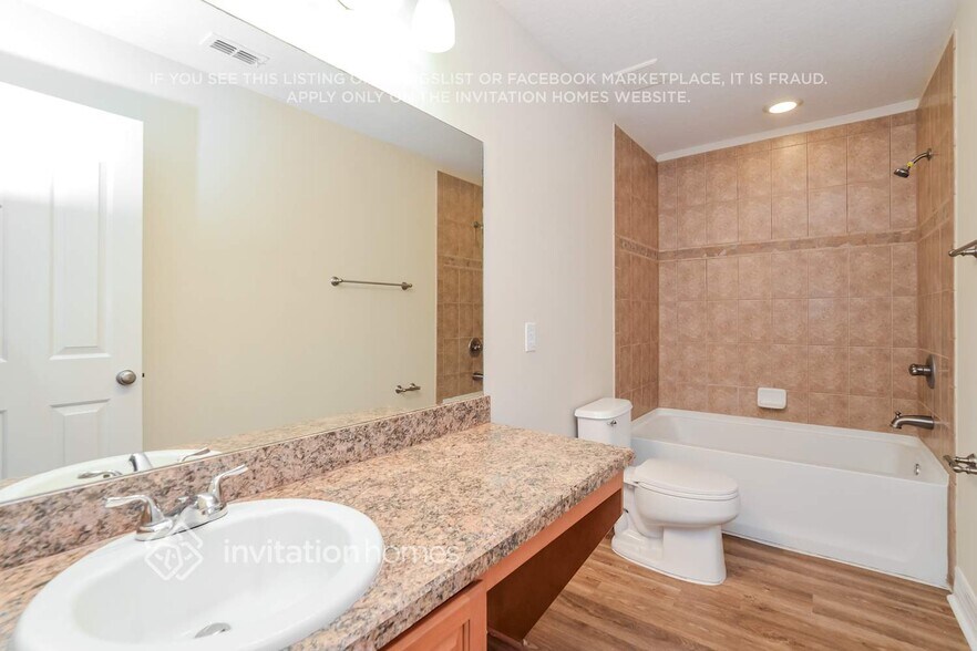 Building Photo - 317 Alfani St