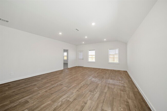 Building Photo - 6019 Jasper Hl Dr