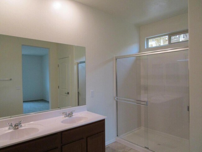 Building Photo - 14226 E Adeline Drive