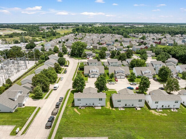 Building Photo - 3515-3517 Prescott Dr.