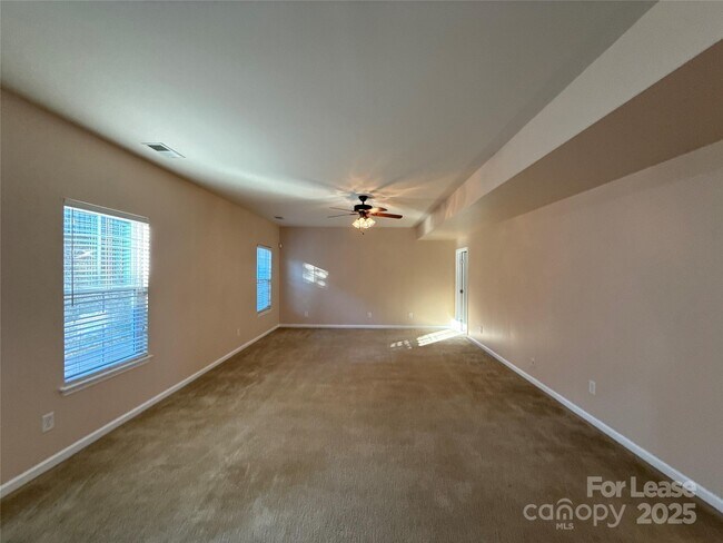 Building Photo - 134 Ashton Dr