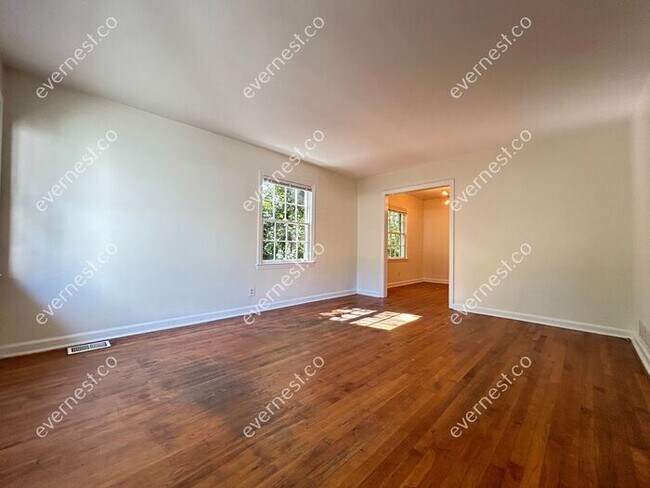 Building Photo - 120 Leathers Cir NW