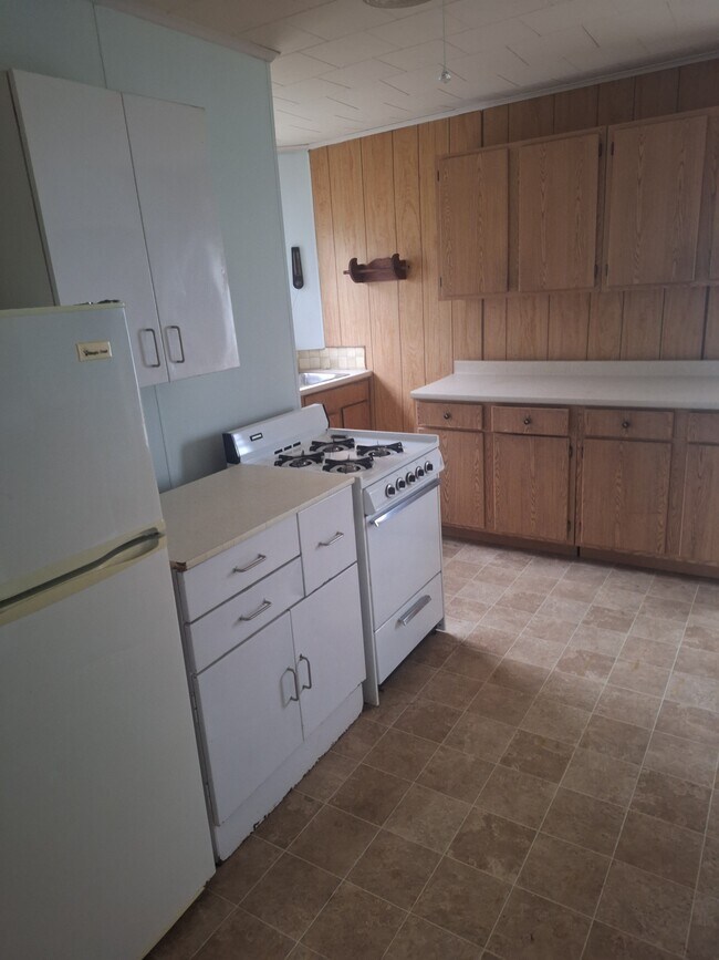 Primary Photo - 126 N 9th St