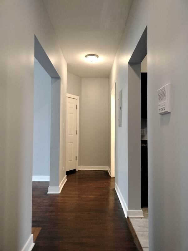 Building Photo - 1415 W 66th St