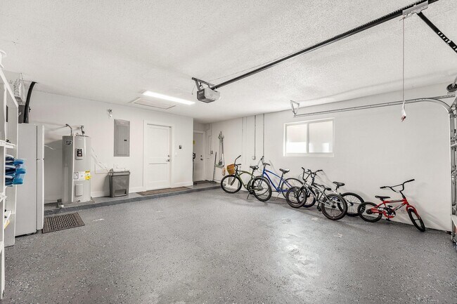 Building Photo - 1070 Marble Way