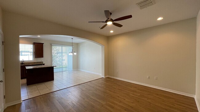 Building Photo - 9484 Strongbark Ln