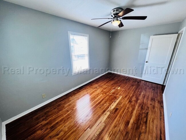 Building Photo - 2509 Spiller St