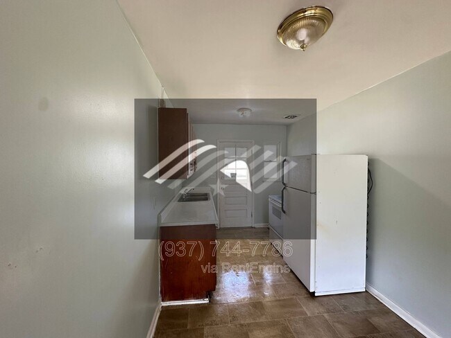 Building Photo - 2723 McCall St