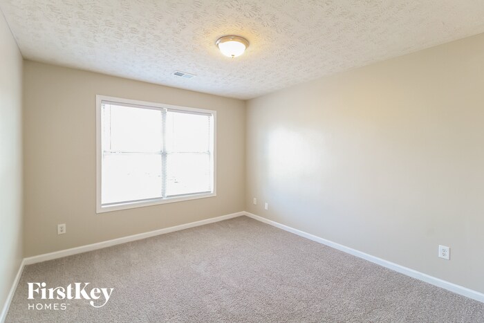 Building Photo - 3215 Wrenwood Ct
