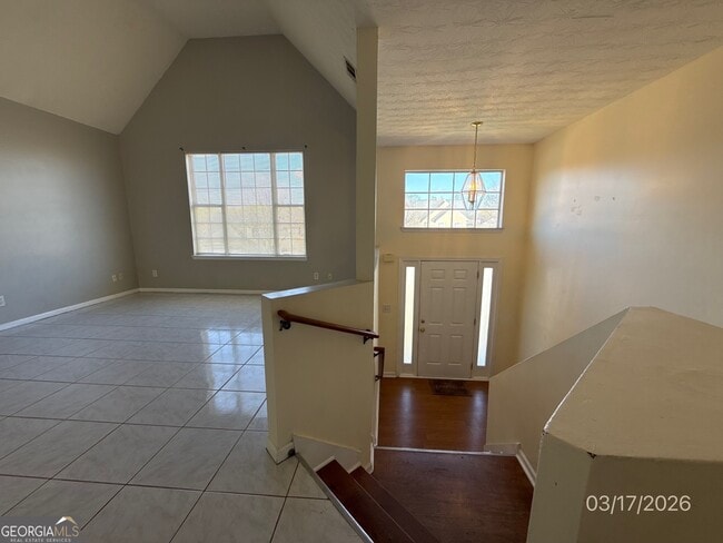 Building Photo - 2021 Gates Ct