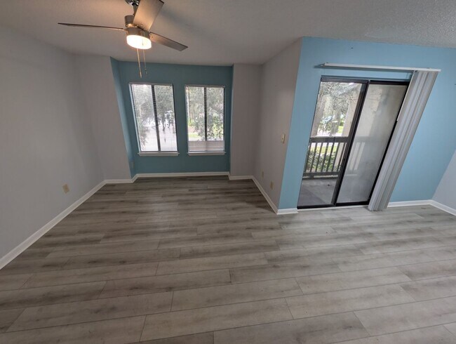 Building Photo - 3550 Sable Palm Ln