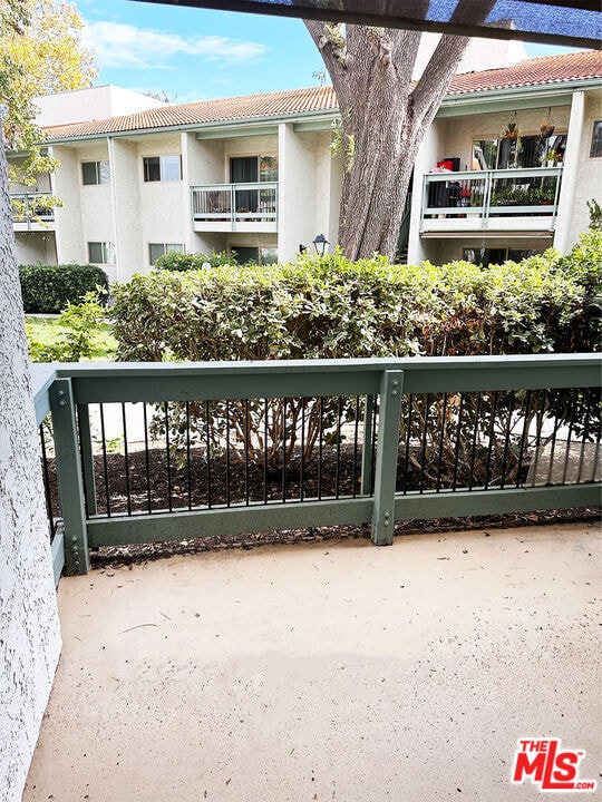 Building Photo - 4722 Park Granada