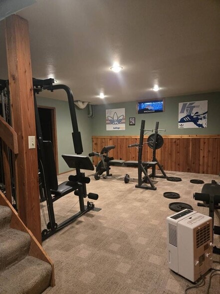 Building Photo - 5849 Woodland Dr