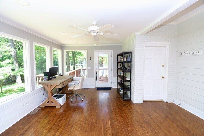 Building Photo - 2459 Clematis Trail