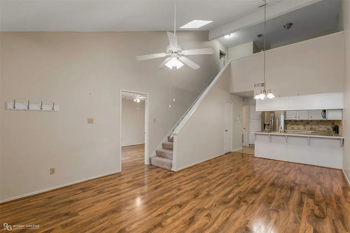 Building Photo - 3636 Greenacres Blvd