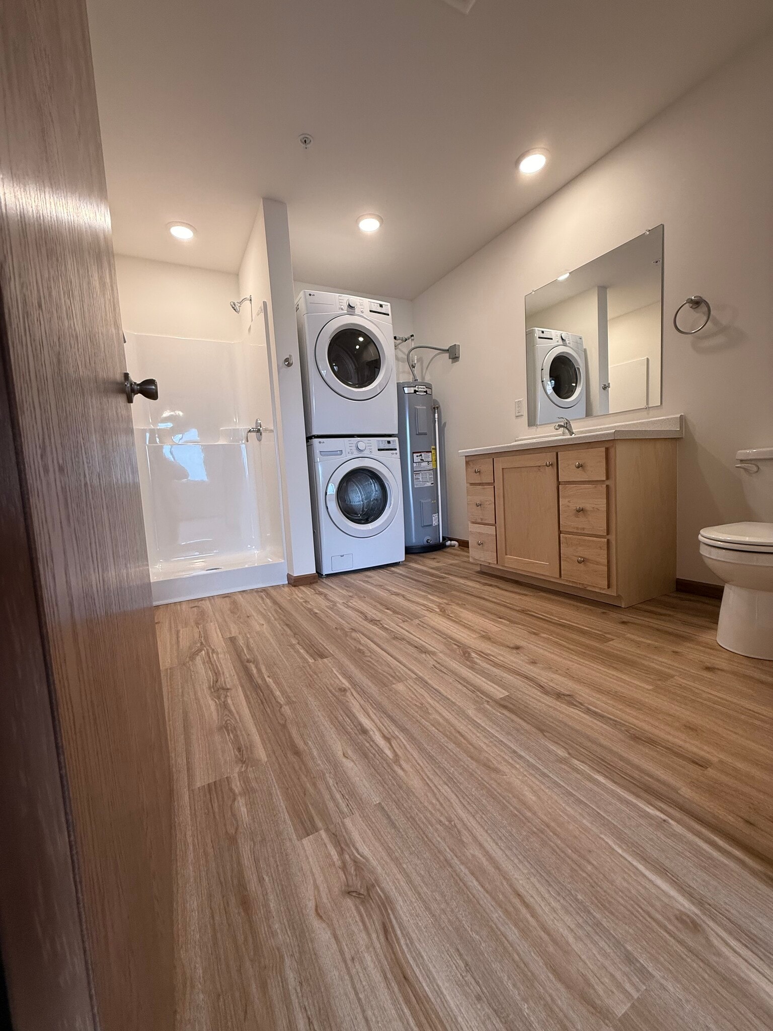 Building Photo - Carver Flats