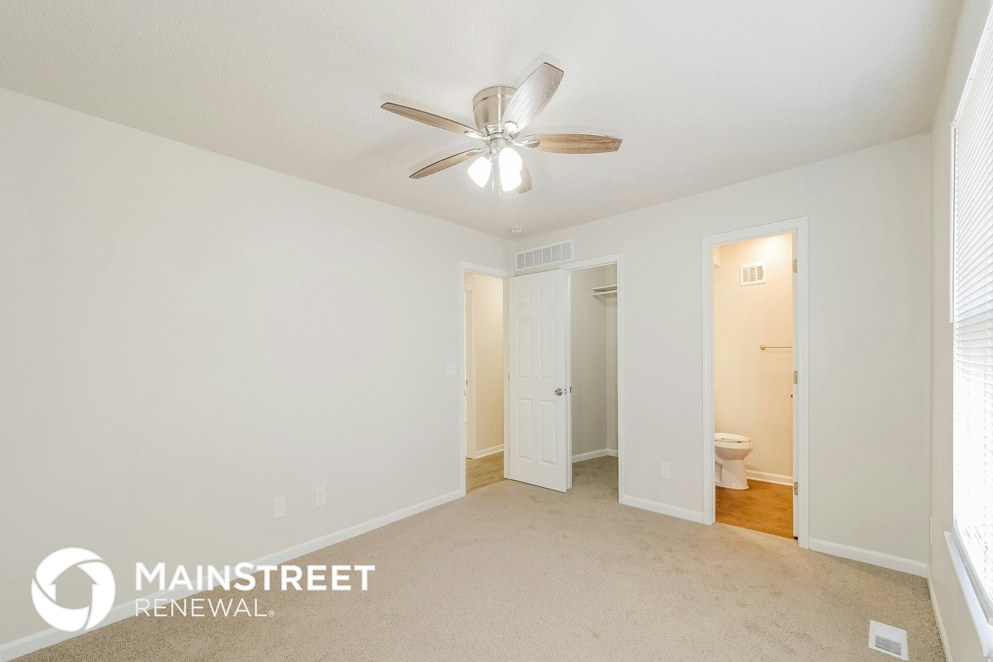 Building Photo - 17470 S Walter St