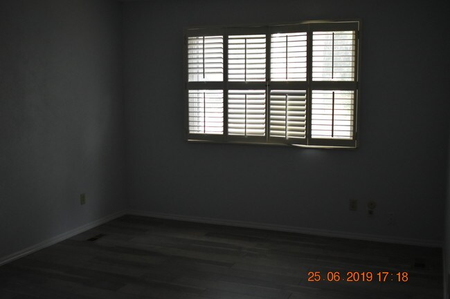 Building Photo - 13791 E Rice Pl