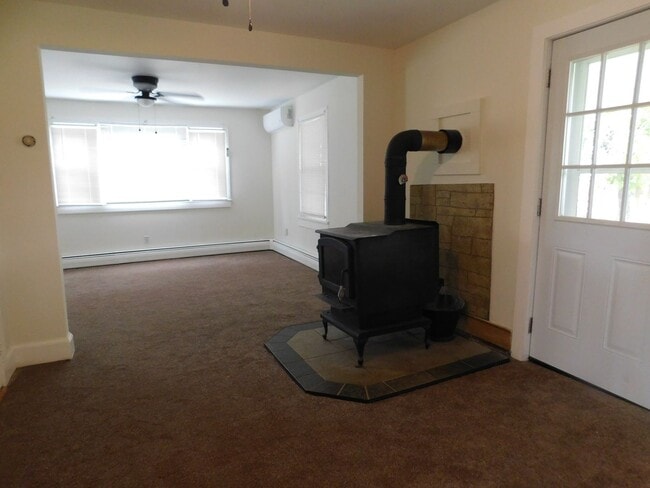 Building Photo - Location! Location! Location!