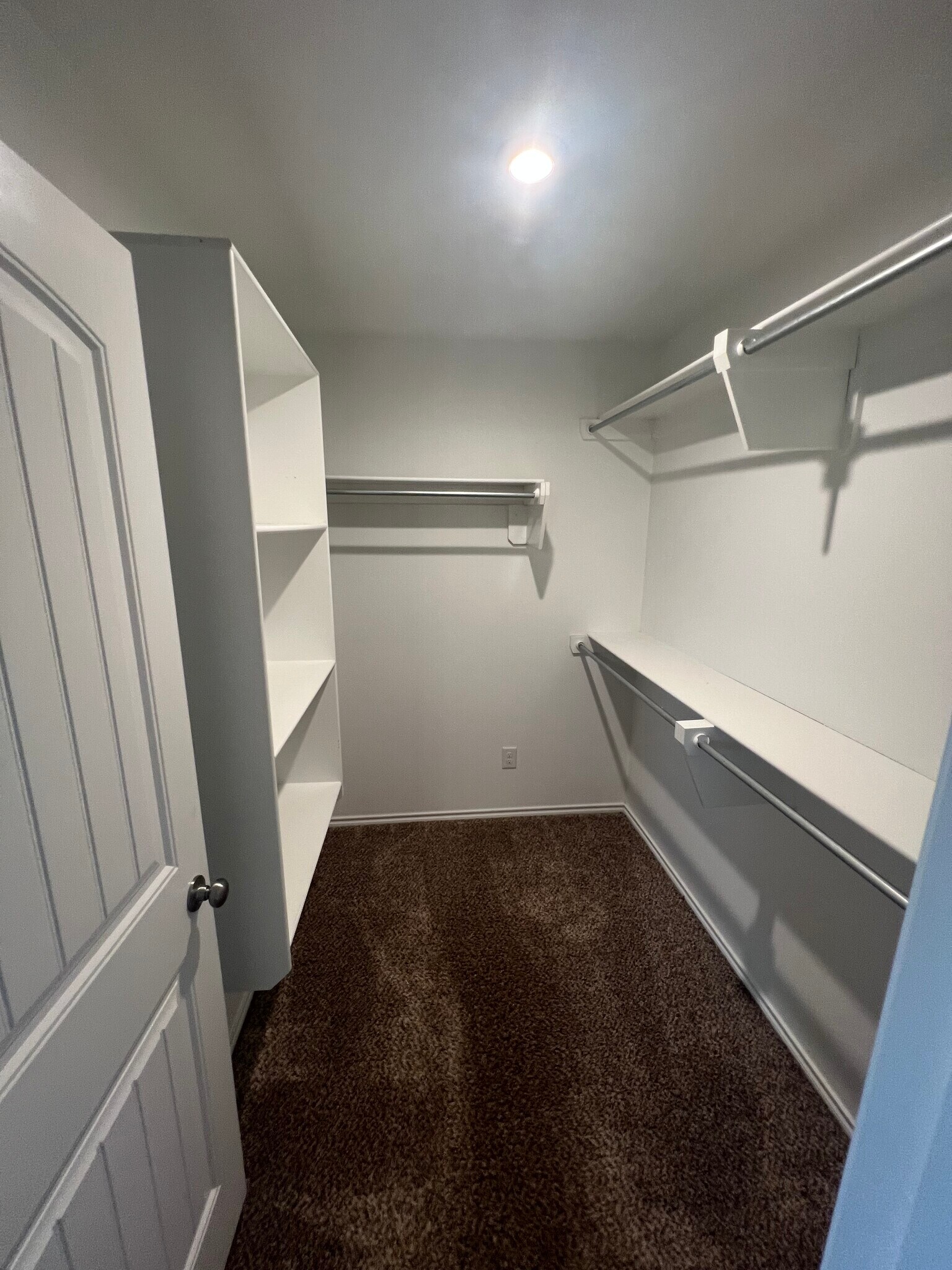 Primary Closet - 3705 Pontiac Ave