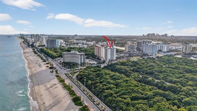 Building Photo - 3000 E Sunrise Blvd