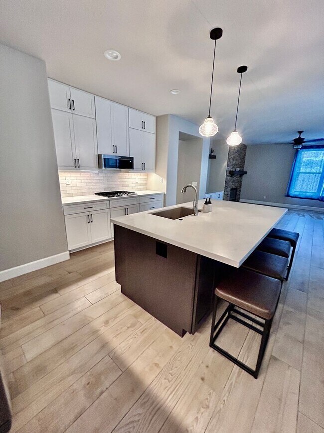 Building Photo - Murrieta Entertainer’s Dream Home for Lease!