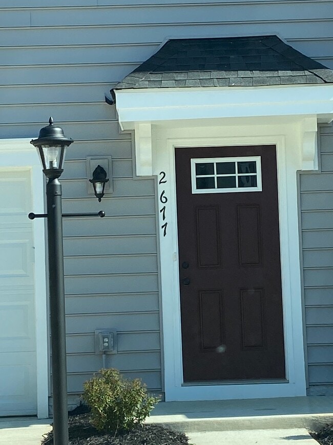 Building Photo - 2677 Bears Den Dr