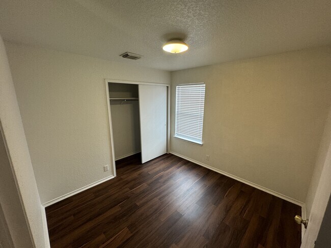 2nd Bedroom - 23 Knights Peak