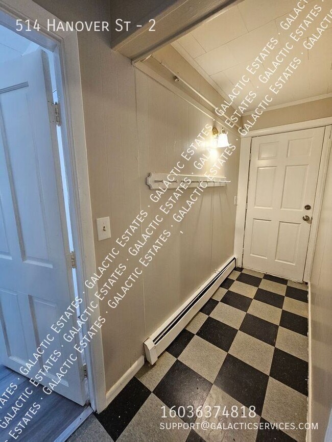 Building Photo - 514 Hanover St