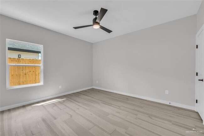 Building Photo - 20 N 25th St