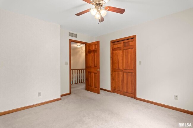 Building Photo - 1616 Hunter Ridge Dr