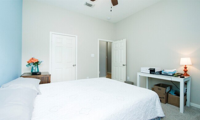 Building Photo - 8206 Sierra Dawn Dr