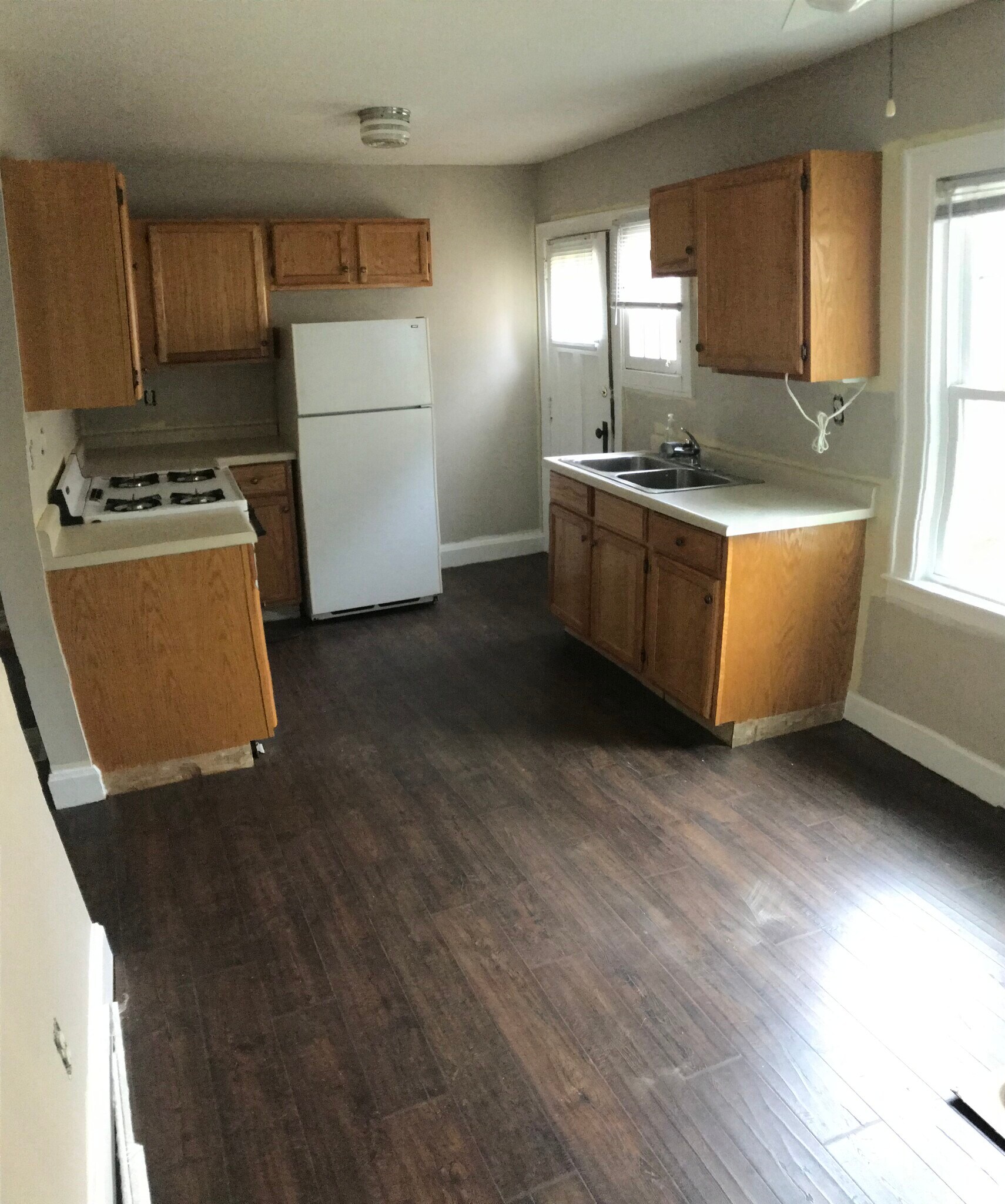 Building Photo - 2929 Natchez Ave S