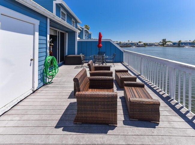Building Photo - 209 Ocean Dunes Cir