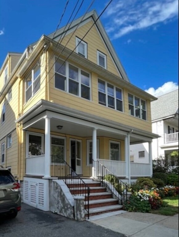 Building Photo - 21 Melrose St
