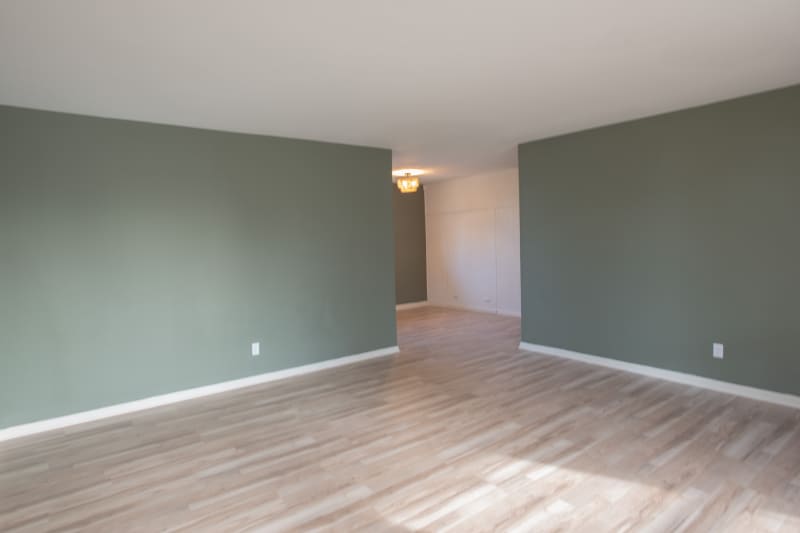 Building Photo - 1500 SW Clontarf St