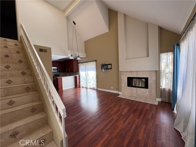 Building Photo - 157 Pearl