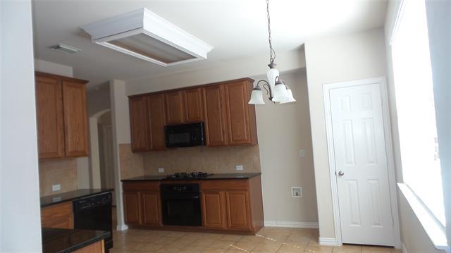 Building Photo - 7105 Sugarplum Dr