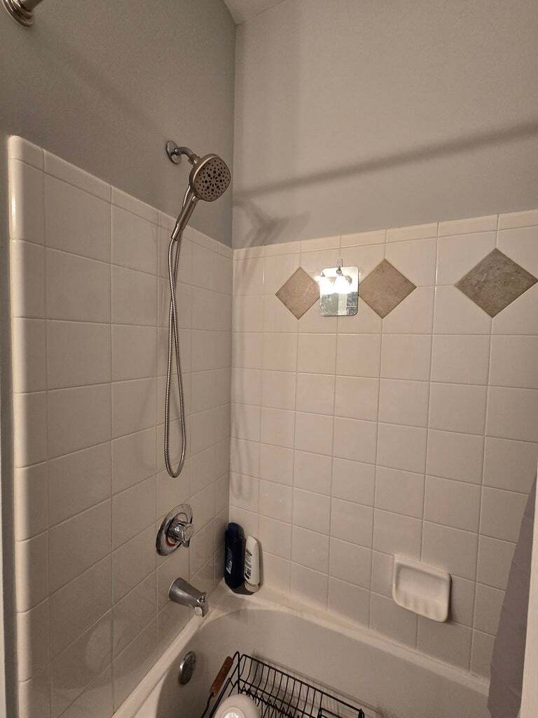 Building Photo - 2024 Alta Meadows Ln