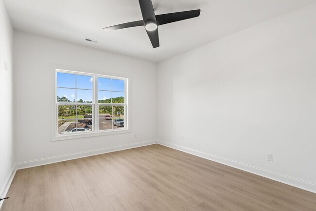 Building Photo - 113 ARBOR RIDGE CIR