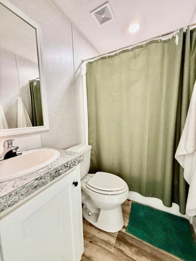 Building Photo - Hobe Hideaway Annual Rental in Hobe Sound