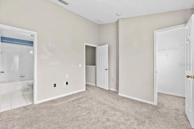 Building Photo - 13905 Abbey Ln